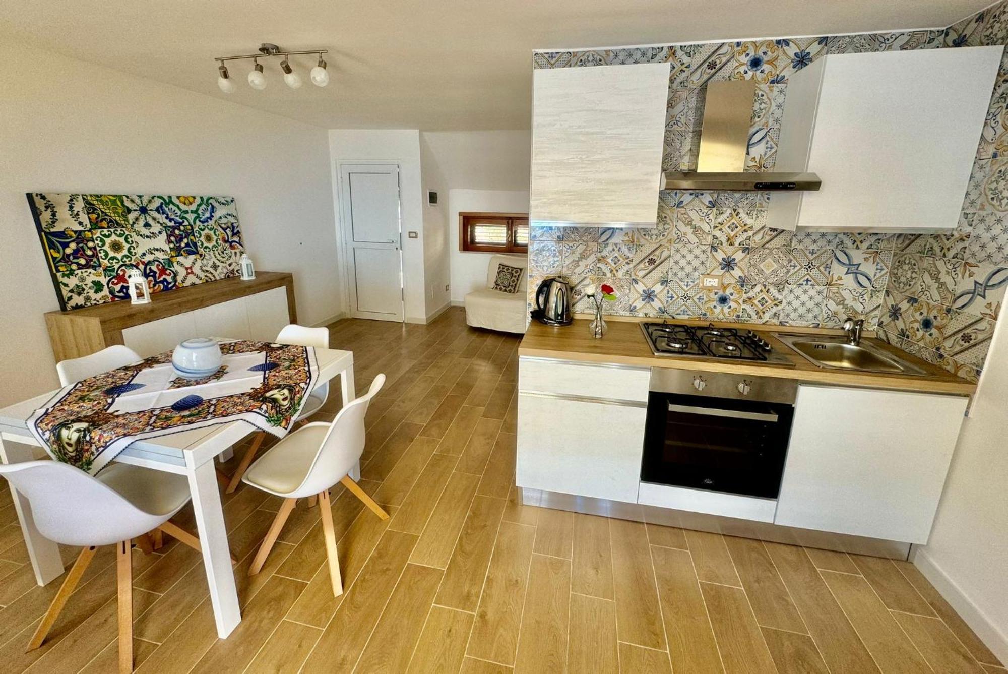 לטויאני Sunrise Home מראה חיצוני תמונה