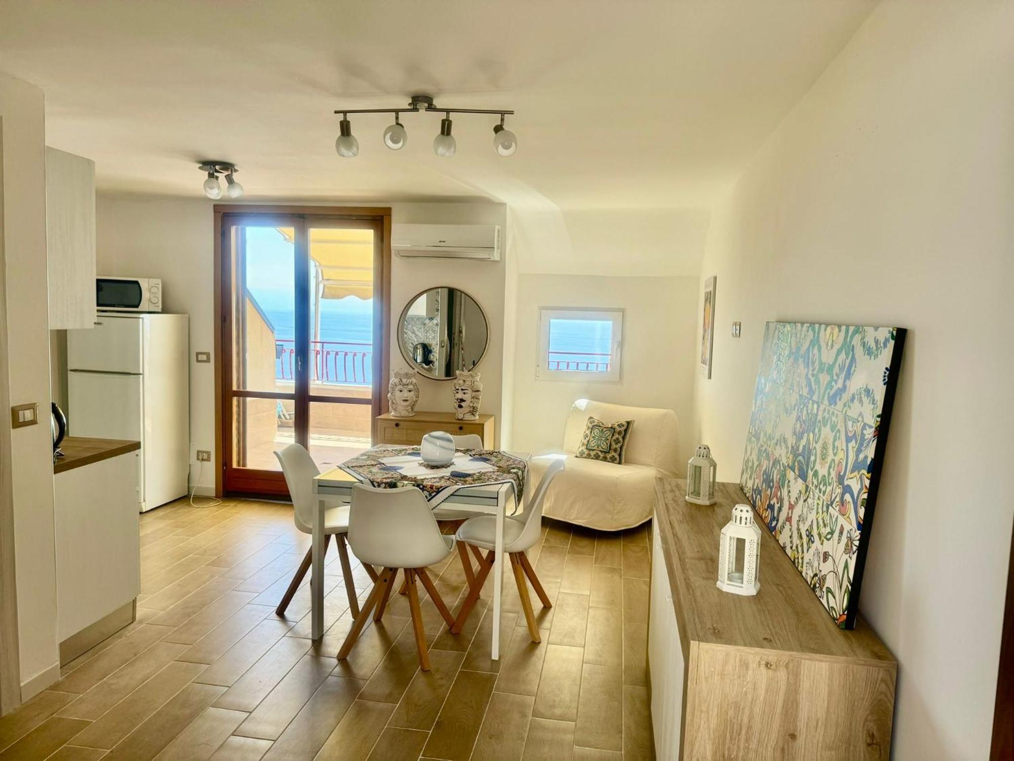 לטויאני Sunrise Home מראה חיצוני תמונה