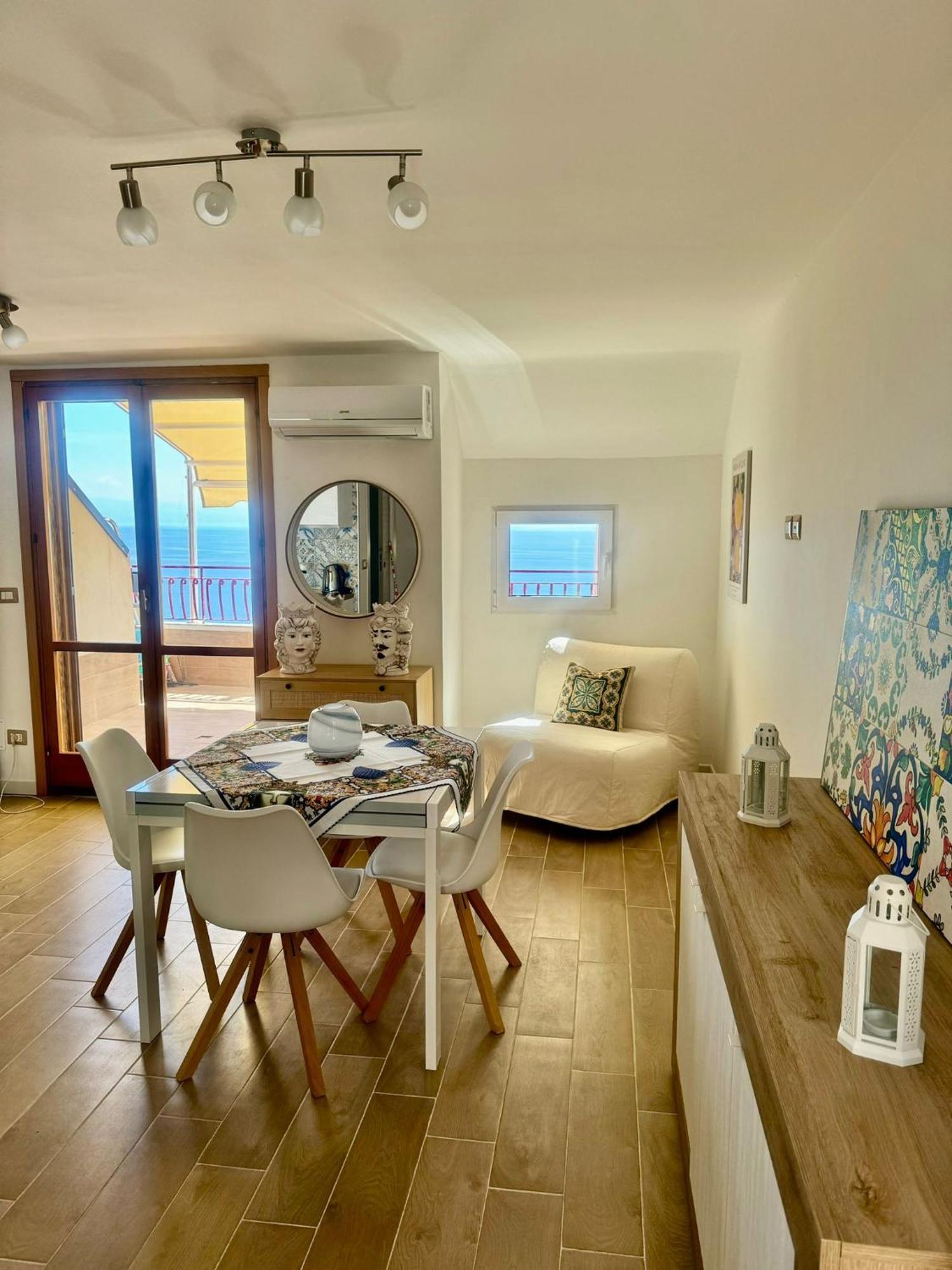 לטויאני Sunrise Home מראה חיצוני תמונה